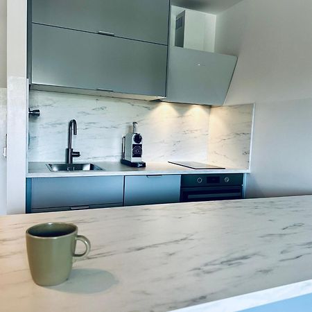 Speyerbach - Modernes Apartment Nahe Neustadter Innenstadt Нойштадт-ан-дер-Вайнштрасе Экстерьер фото